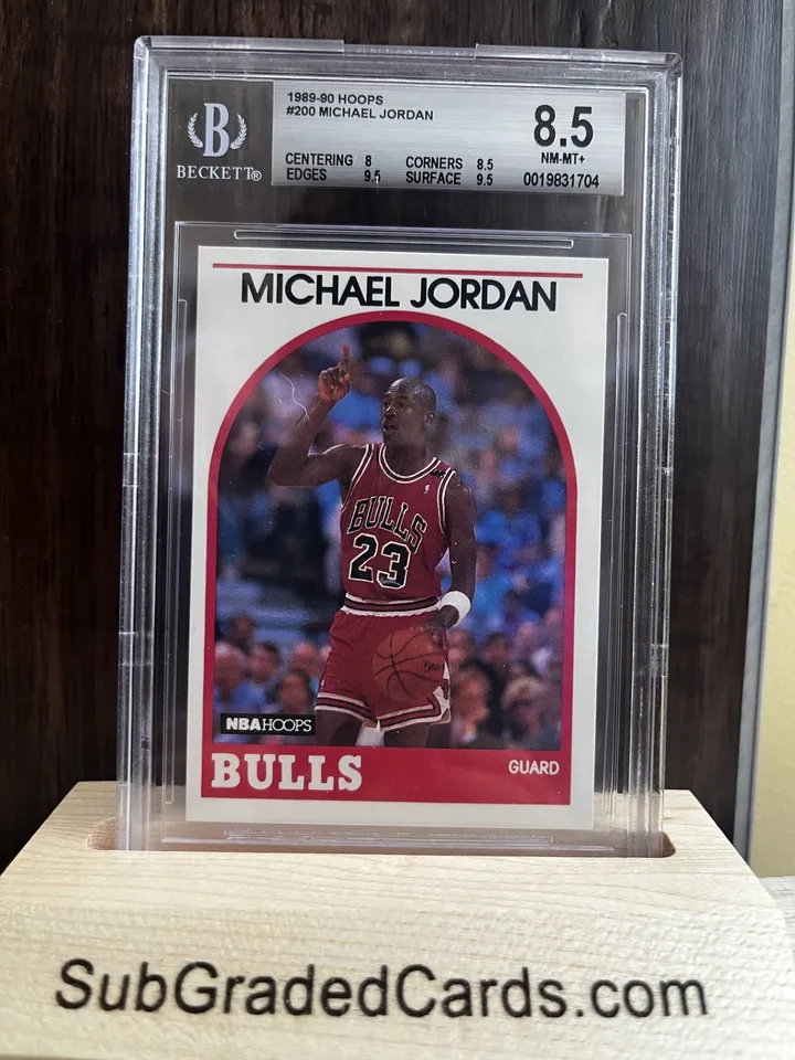 1989 Michael Jordan 1989-90 Hoops #200 Michael Jordan - front
