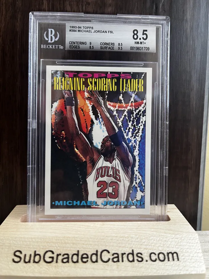 1993 Michael Jordan 1993-94 Topps #384 Michael Jordan FSL - front